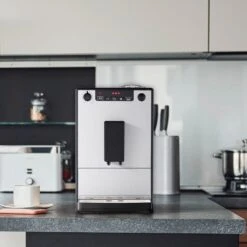 Melitta Kaffeevollautomat »Solo® 950-666, Pure Silver«, Aromatischer Kaffee & Espresso Bei Nur 20 Cm Breite